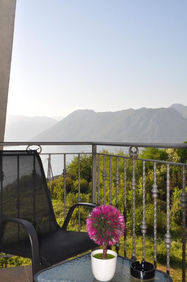 Apartment Maritimo Kotor Exterior foto